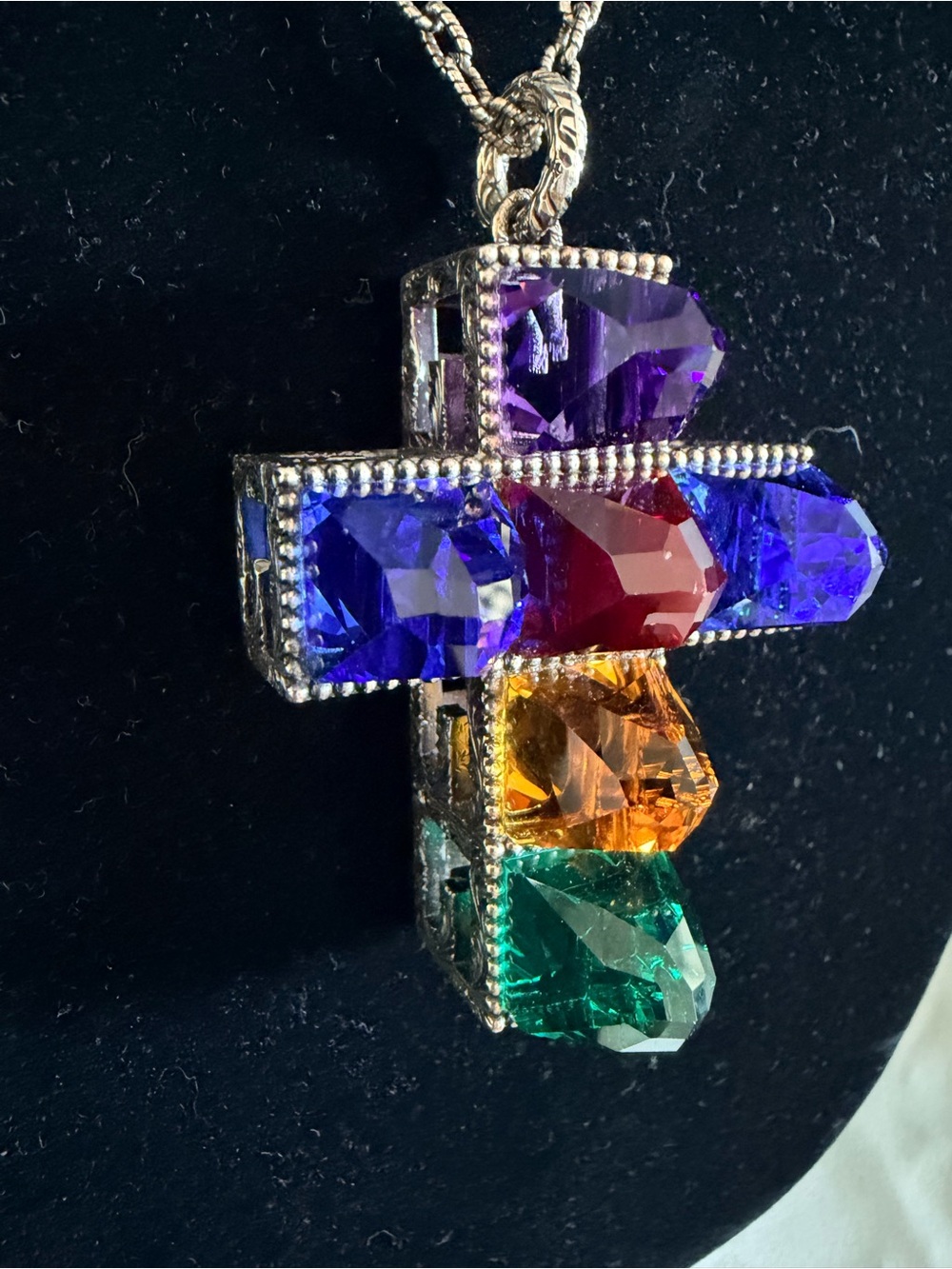 GMulti-Gem Cross Pendant Necklace in Purple, Blue, Red, Orange, Green - Gucci